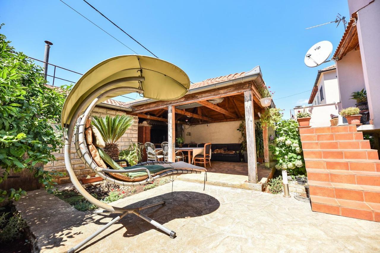 Apartamento Apartman Maja Zadar Exterior foto